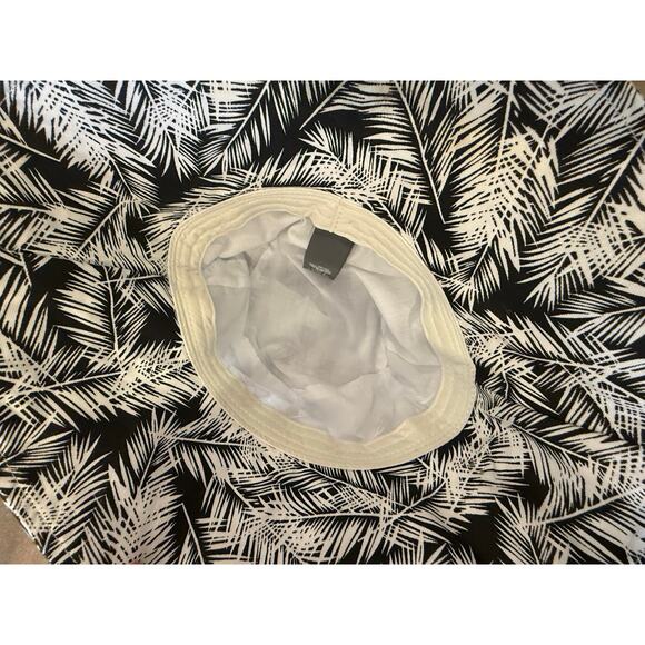 VINCE CAMUTO Black White Tropical Bucket Sun Hat One size - Picture 3 of 5